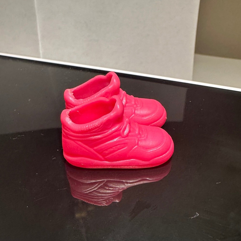 Vintage Mattel Barbie Skipper Bright Pink High-top Sneakers - Sun Emblem Bottoms - Picture 3 of 6